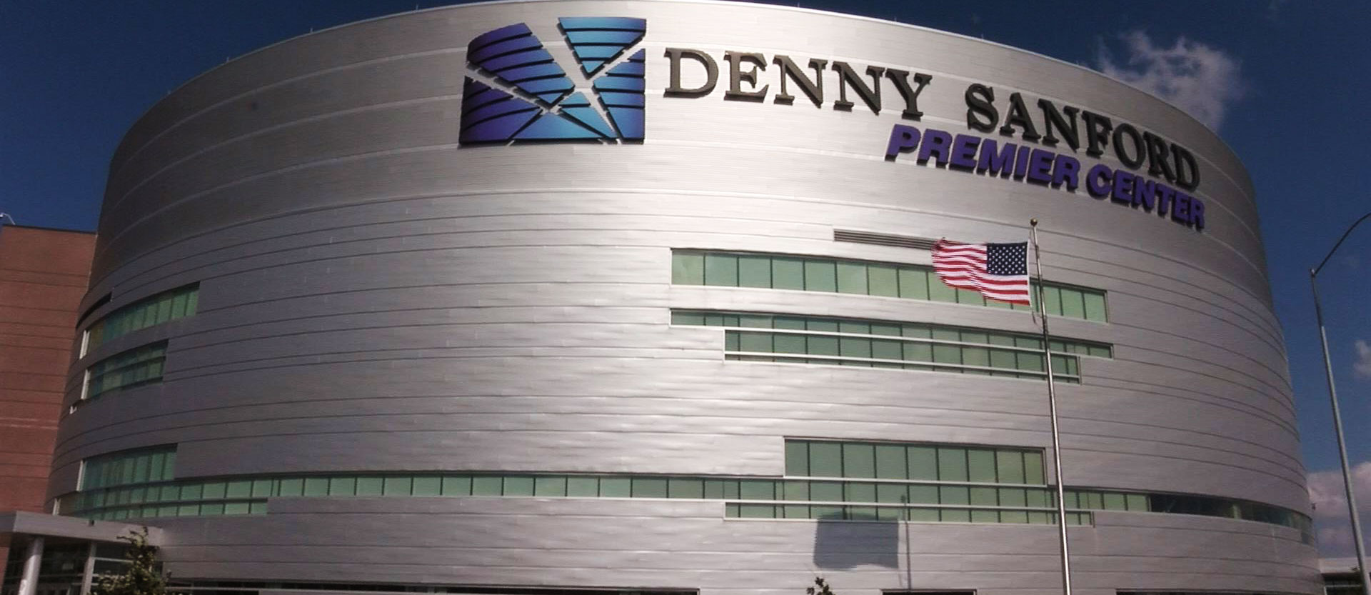 Denny Sanford PREMIER Center siding 